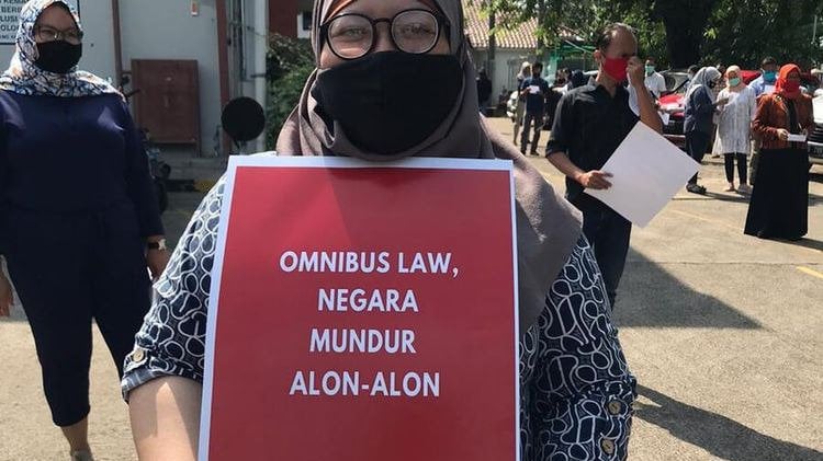 Perppu Cipta Kerja Mengancam Demokrasi, Pertumbuhan Ekonomi dan Hak Fundamental Pekerja/Buruh.