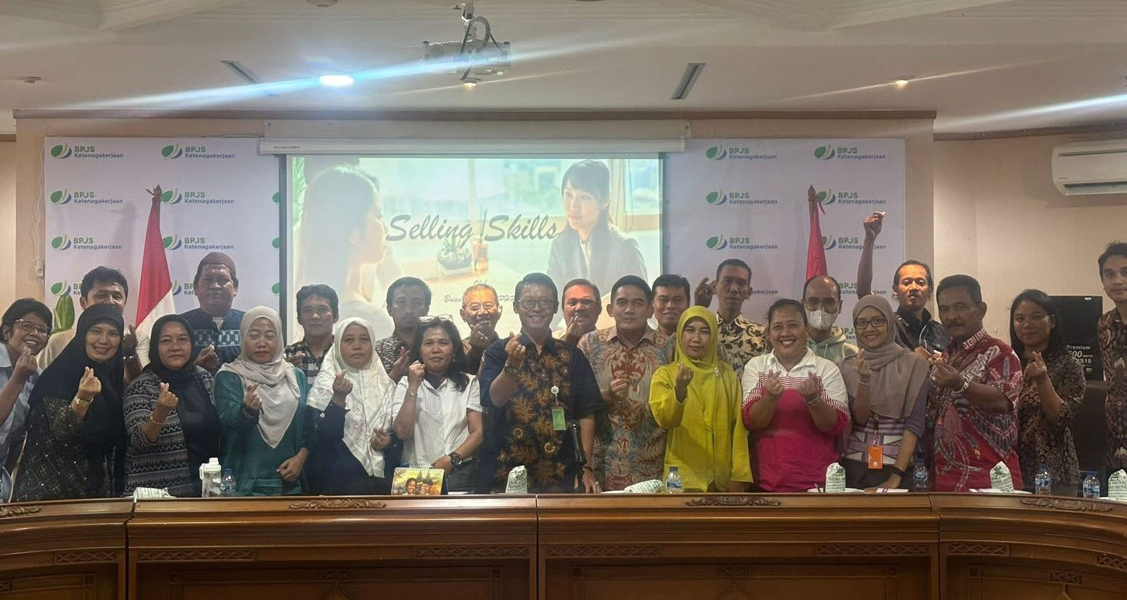 Kerjasama  Serikat Pekerja F LOMENIK KSBSI dengan  PERISAI BPJS TK